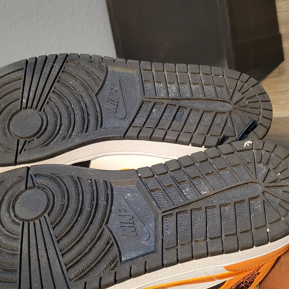 Jordan Men's Black and Orange Sneakers - Picture 4 of 4
